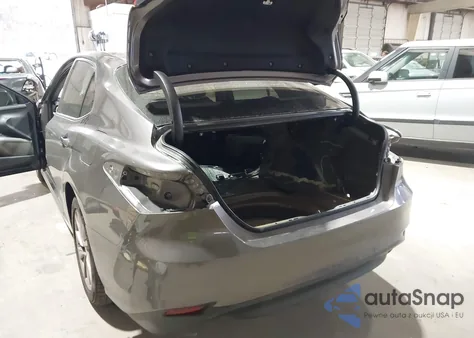 2022 Toyota Camry Le z USA, uszkodzony, nr VIN 4T1C11AK1NU654758